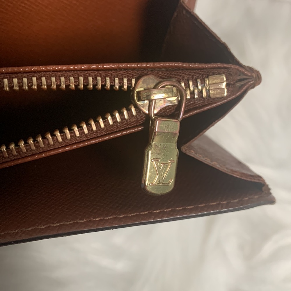 ❌SOLD❌ 2002 authentic Louis Vuitton Sarah wallet - Picture 14 of 17